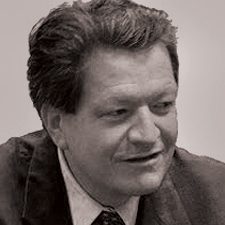 Kimo Kippen Headshot