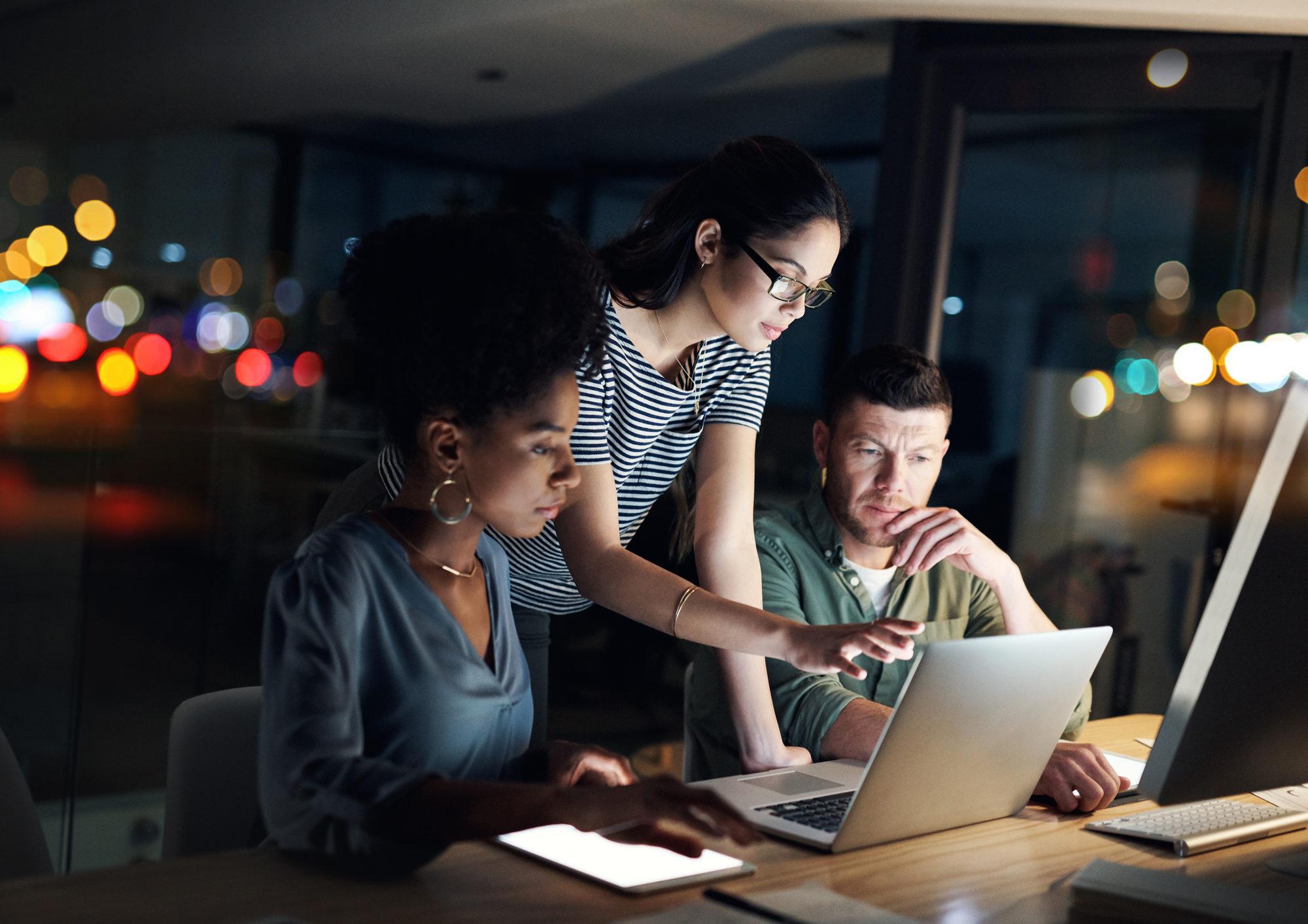 Diese Nachtschwärmer arbeiten stets mit Hingabe